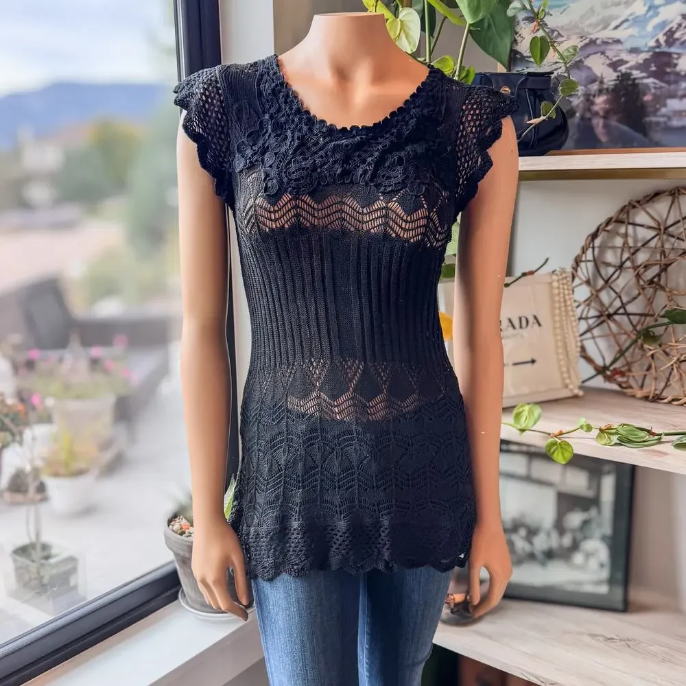 MONORENO, Y2K Black Crocheted Top w Scalloped Accents Whimsigoth Women's Medium - Picture 11 of 11